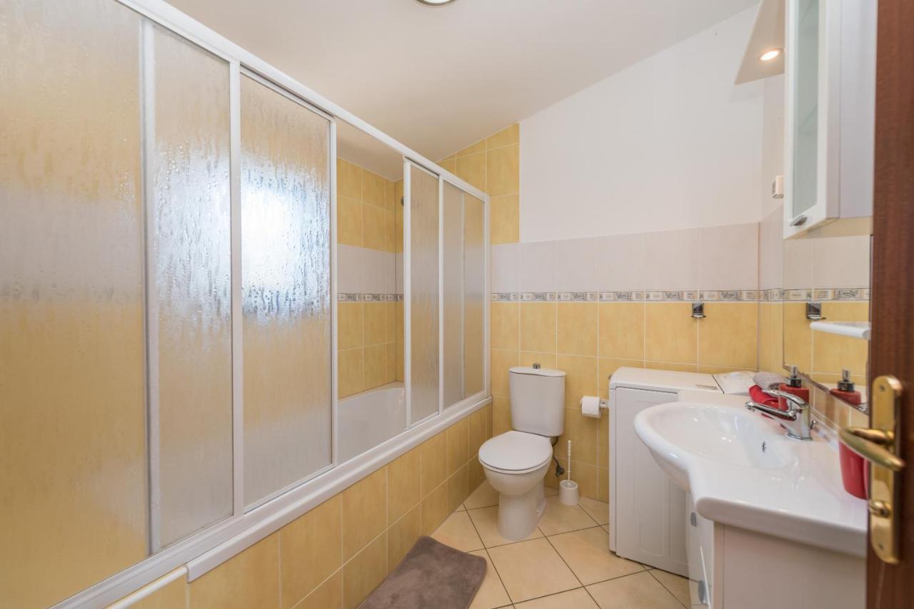 Apartment Astoria Затон Экстерьер фото